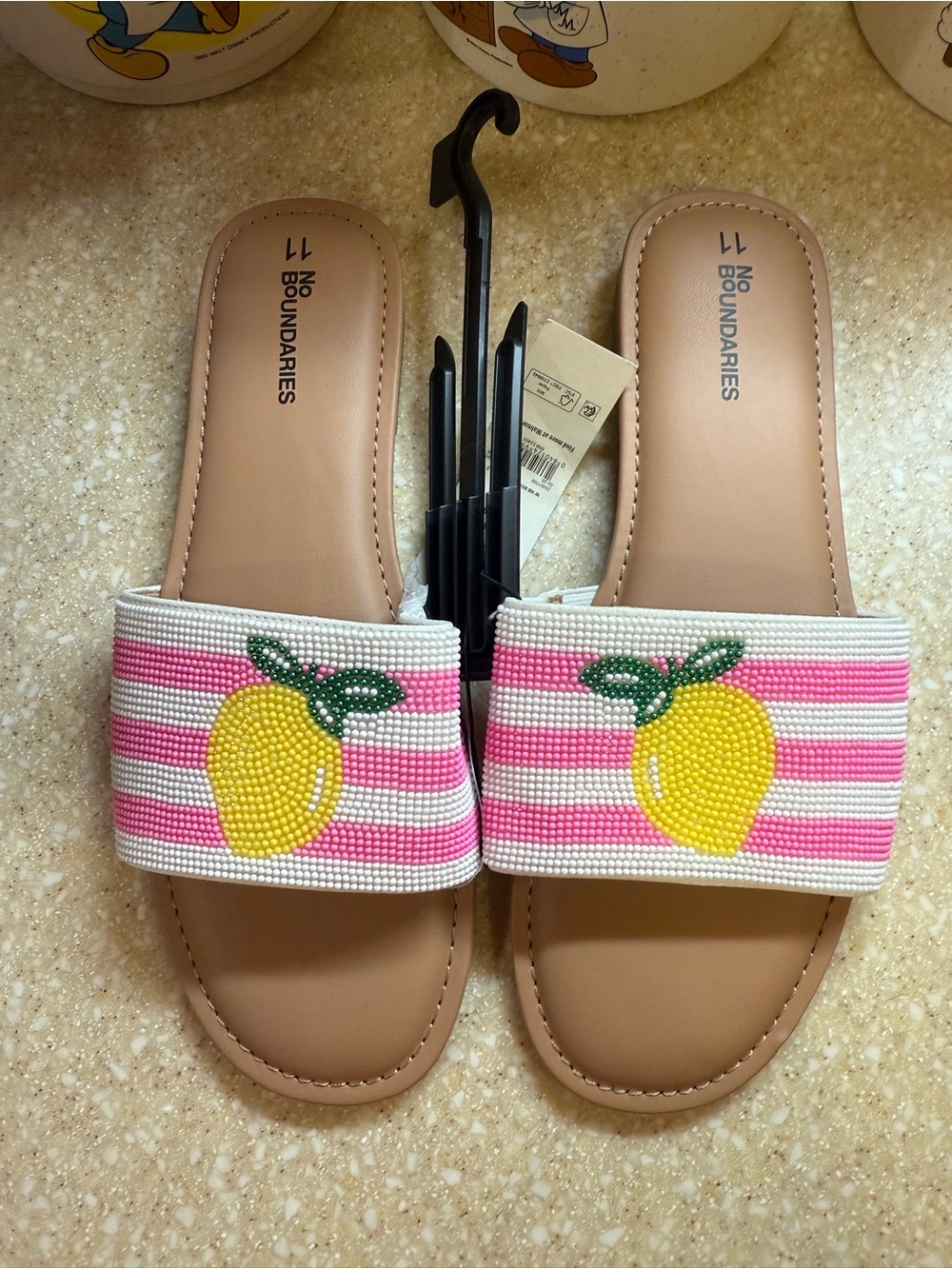 No Boundaries Pink & White Beaded Slide Sandals with Yellow Lemon Women’s Sz 11